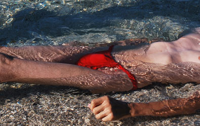 Loinclothed hobby; Obr�zek dne - the picture od the day - �awa rel - Tewng k vod� - bez p�edn�ho flapu 