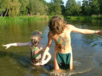 Loinclothed hobby; Obr�zek dne - the picture od the day - �awa rel - Chlapeck� indi�nsk� odd�l. Srpen, 2005  