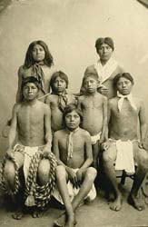 Loinclothed hobby; Obr�zek dne - the picture od the day - �awa rel - Apache Boys Wearing Breechcloths and Neck Scarfs 1881