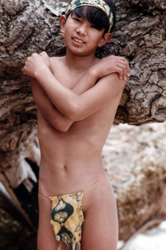 Loinclothed hobby; Obr�zek dne - the picture od the day - �awa rel - Asian loincloths, past and present on one body