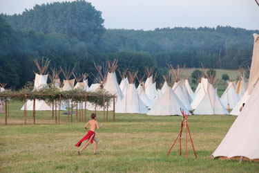 Loinclothed hobby; Obr�zek dne - the picture od the day - �awa rel - Indian hobbysts - Iroquois