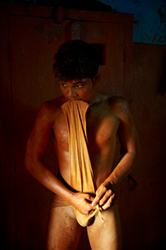 Loinclothed hobby; Obr�zek dne - the picture od the day - �awa rel - Joung Indian kushti warrior  