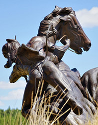 Loinclothed hobby; Obr�zek dne - the picture od the day - �awa rel - Native American Museum Tatanka 
