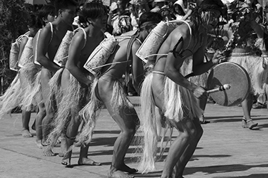 Loinclothed hobby; Obr�zek dne - the picture od the day - �awa rel - 1963 - Hunting indian