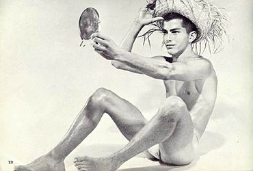 Loinclothed hobby; Obr�zek dne - the picture od the day - �awa rel - Loinclothed under hat