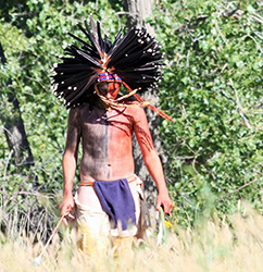 Loinclothed hobby; Obr�zek dne - the picture od the day - �awa rel -Aka native indian, reenacting<