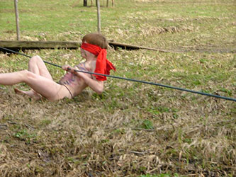 Loinclothed hobby; Obr�zek dne - the picture od the day - �awa rel -  Indian games