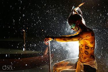 Loinclothed hobby; Obr�zek dne - the picture od the day - �awa rel - Sacred Mayan Journey at Xcaret: warriors of the ocean