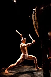 Loinclothed hobby; Obr�zek dne - the picture od the day - �awa rel - By Takashi Okamoto, The best dres for Kodo drummers 