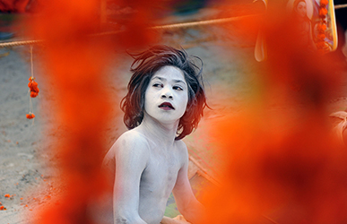 Loinclothed hobby; Obr�zek dne - the picture od the day - �awa rel - Sanjay Kanojia,0 young  blood of  Naga Sadhu 