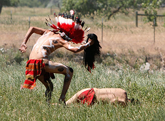 Loinclothed hobby; Obr�zek dne - the picture od the day - �awa rel - Little Bighorn re-enactment, 2016
