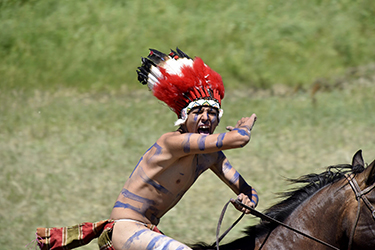 Loinclothed hobby; Obr�zek dne - the picture od the day - �awa rel - Little Bighorn reenactment 2016, Garryowen Montana