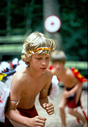 Loinclothed hobby; Obr�zek dne - the picture od the day - �awa rel - Camp Sequoyah, Indian Lore