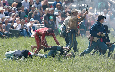 Loinclothed hobby; Obr�zek dne - the picture od the day - �awa rel - Siege of Fort Watauga 2012