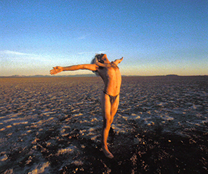 Loinclothed hobby; Obr�zek dne - the picture od the day - �awa rel - Simple loinclothed only, spirit of butoh style