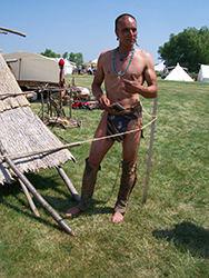 Loinclothed hobby; Obr�zek dne - the picture od the day - �awa rel - Thanksgiving feast