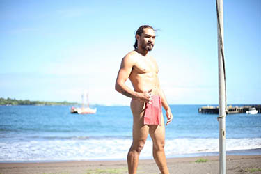 Loinclothed hobby; Obr�zek dne - the picture od the day - �awa rel - Malo, the traditional attire for men ~ loinclothed islands of Hawaii