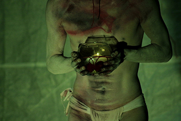 Loinclothed hobby; Obr�zek dne - the picture od the day - �awa rel - Danza Butoh