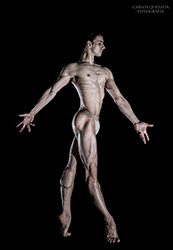 Loinclothed hobby; Obr�zek dne - the picture od the day - �awa rel - Denis Vieira, Zurich Ballet<br>photo by Carlos Quezada 
