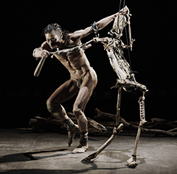 Loinclothed hobby; Obr�zek dne - the picture od the day - �awa rel - Simple naked loincloth - thong as a dress of a  Butoh dancer II