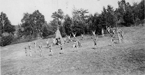 Loinclothed hobby; Obr�zek dne - the picture od the day - �awa rel - Simple naked loincloth - Aboriginal Dancers, Australia,  photo   probably by Hannah L Glenton