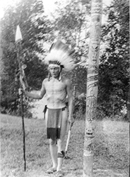 Loinclothed hobby; Obr�zek dne - the picture od the day - �awa rel - Simple naked loincloth - Aboriginal Dancers, Australia,  photo   probably by Hannah L Glenton