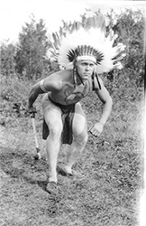 Loinclothed hobby; Obr�zek dne - the picture od the day - �awa rel - Simple naked loincloth - Aboriginal Dancers, Australia,  photo   probably by Hannah L Glenton