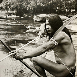 Loinclothed hobby; Obr�zek dne - the picture od the day - �awa rel -  French Guiana � Guyane