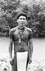 Loinclothed hobby; Obr�zek dne - the picture od the day - �awa rel - Embera Puru in Panama