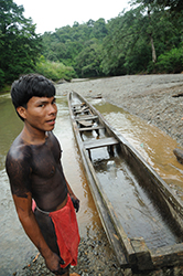 Loinclothed hobby; Obr�zek dne - the picture od the day - �awa rel - The Art of V�ctor Santamar�a - indigenous people, Panama 