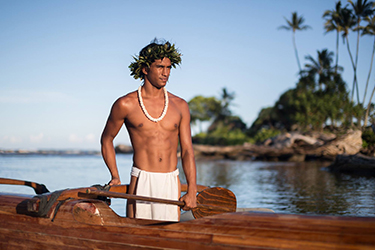 Loinclothed hobby; Obr�zek dne - the picture od the day - �awa rel - Hawaiian white malo