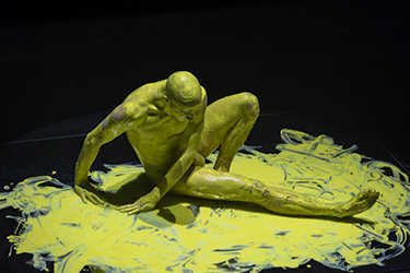 Loinclothed hobby; Obr�zek dne - the picture od the day - �awa rel - Shen Wei Dance Arts, Butoh taste