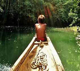 Loinclothed hobby; Obr�zek dne - the picture od the day - �awa rel - Embera boy