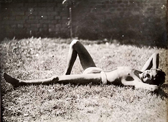 Loinclothed hobby; Obr�zek dne - the picture od the day - �awa rel -   Photograph Album, British Honduras, taken by Father H.S.P. Warren