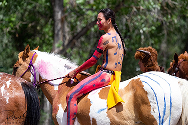 Loinclothed hobby; Obr�zek dne - the picture od the day - �awa rel -  Realbird Custer Battlefield Reenactment 2021, Eaglesix Photography by Robert Six 