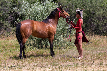 Loinclothed hobby; Obr�zek dne - the picture od the day - �awa rel -  Realbird Custer Battlefield Reenactment 2021, Eaglesix Photography by Robert Six 