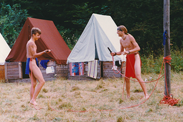 Loinclothed hobby; Obr�zek dne - the picture od the day - �awa rel -  loinclothed summer camp - old good nineties