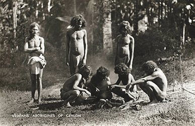 Loinclothed hobby; Obr�zek dne - the picture od the day - �awa rel - Veddahs, aborigines of Ceylon