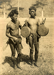 Loinclothed hobby; Obr�zek dne - the picture od the day - �awa rel - The Bontoc Igorot, Kalinga, and Ifugao people