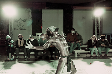 Loinclothed hobby; Obr�zek dne - the picture od the day - �awa rel - Butoh - Cuando la muerte danza