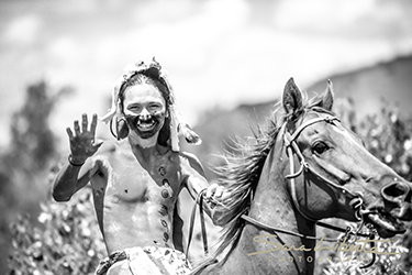 Loinclothed hobby; Obr�zek dne - the picture od the day - �awa rel - photo by Sara Liberte - 2022 Little Big Horn Battle Reenactment