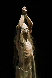 Loinclothed hobby; Obr�zek dne - the picture od the day - �awa rel - Atsushi Takenouchi, Photo by David M. Rodero