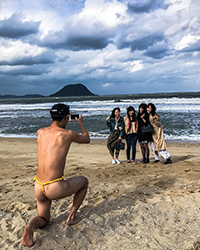 Loinclothed hobby; Obr�zek dne - the picture od the day - �awa rel - Yellow rokushaku