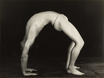 Loinclothed hobby; Obr�zek dne - the picture od the day - �awa rel - Buddha Bose, 84 yoga asanas ~ 1938