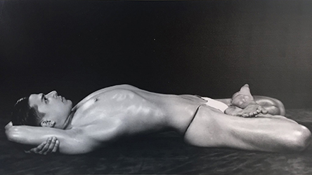 Loinclothed hobby; Obr�zek dne - the picture od the day - �awa rel - Buddha Bose, 84 yoga asanas ~ 1938