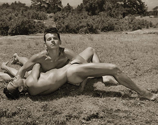 Loinclothed hobby; Obr�zek dne - the picture od the day - �awa rel - Sherwood Forrester (Above) and Jerry Stevens, photo by Don Whitman
