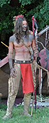 Loinclothed hobby; Obr�zek dne - the picture od the day - �awa rel -  Native american reenacting