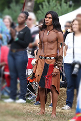 Loinclothed hobby; Obr�zek dne - the picture od the day - �awa rel - Kakunui Goyahkla Onixohtlak alias Sparrowhawk