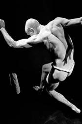 Loinclothed hobby; Obr�zek dne - the picture od the day - �awa rel - Butoh