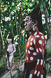 Loinclothed hobby; Obr�zek dne - the picture od the day - �awa rel -  Mayan warrior - photo taken by Rhiannon Walker